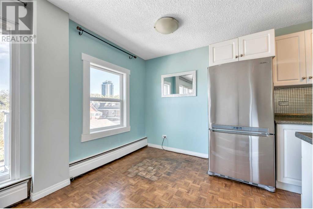 Single Family House for Sale in    Avenue SW Sunalta Calgary 