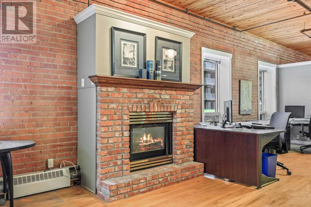 Single Family House Loft for Sale in    Avenue SW Beltline Calgary 