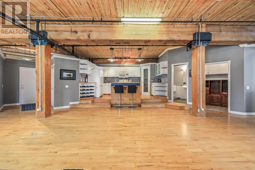 Single Family House Loft for Sale in    Avenue SW Beltline Calgary 