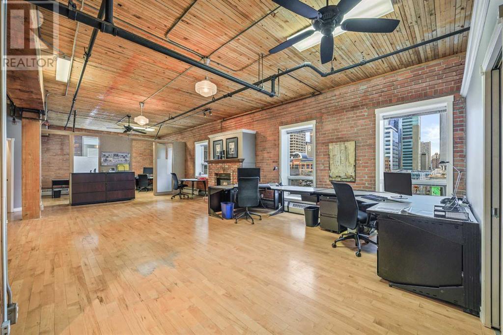 Single Family House Loft for Sale in    Avenue SW Beltline Calgary 
