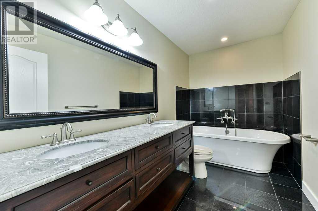 Single Family House Bungalow for Sale in  Oakmount Drive SW Oakridge Calgary 