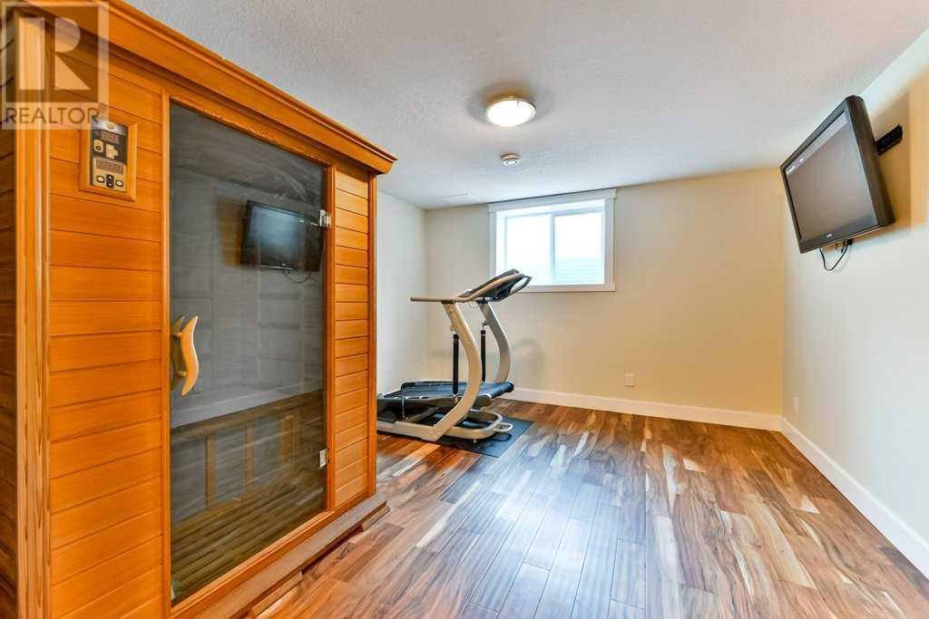 Single Family House Bungalow for Sale in  Oakmount Drive SW Oakridge Calgary 