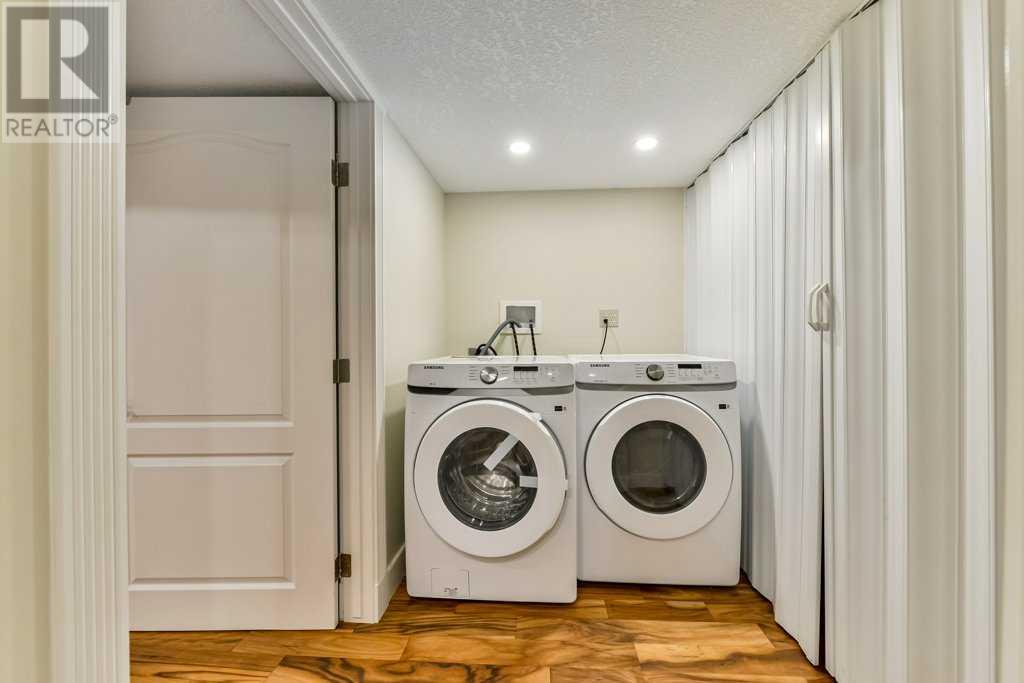 Single Family House Bungalow for Sale in  Oakmount Drive SW Oakridge Calgary 