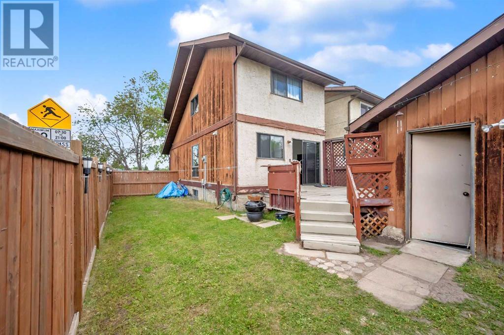 Single Family House for Sale in  Templegreen Road NE Temple Calgary 