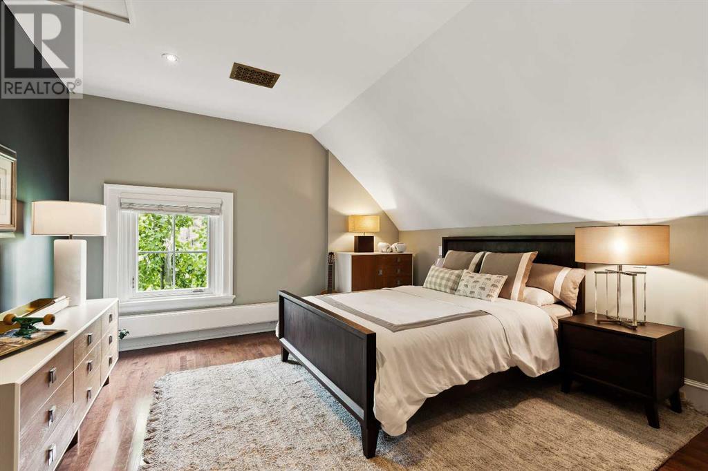 Single Family House for Sale in  Prospect Avenue SW Upper Mount Royal Calgary 