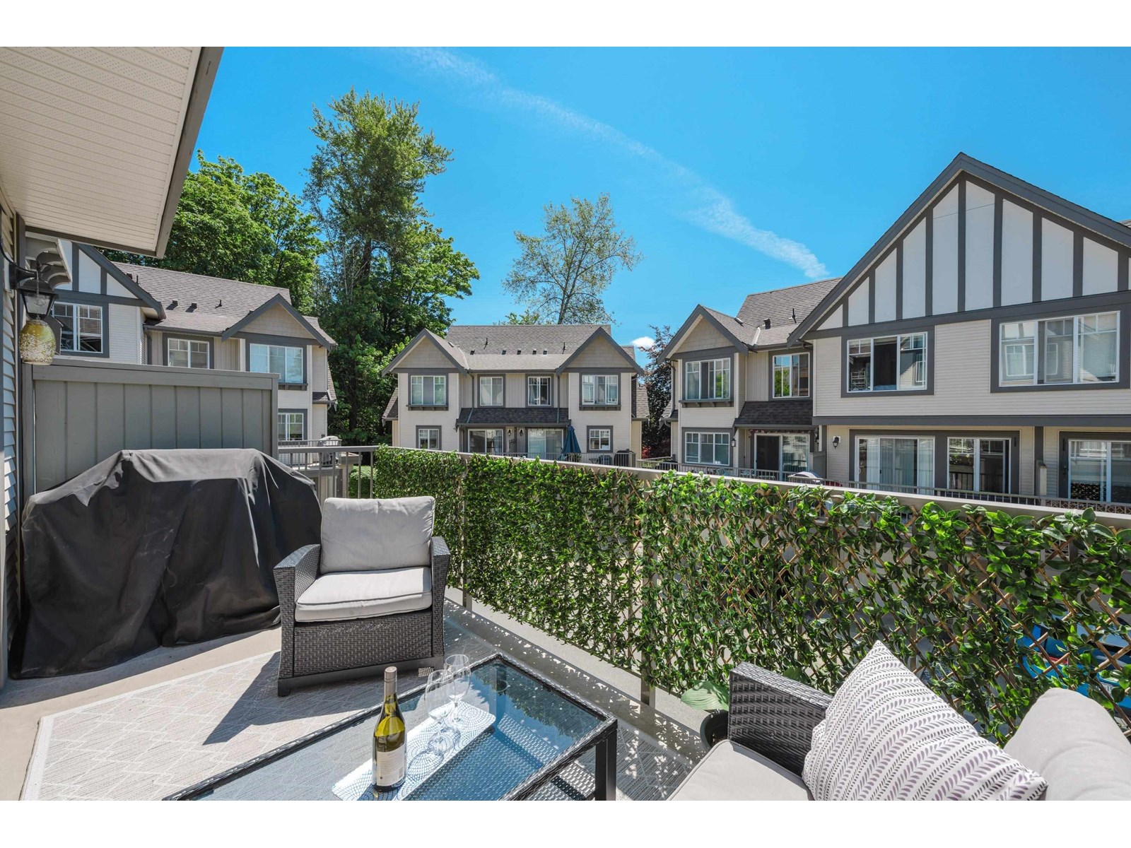 16 20038 70 AVENUE, Langley real estate listing R3013179