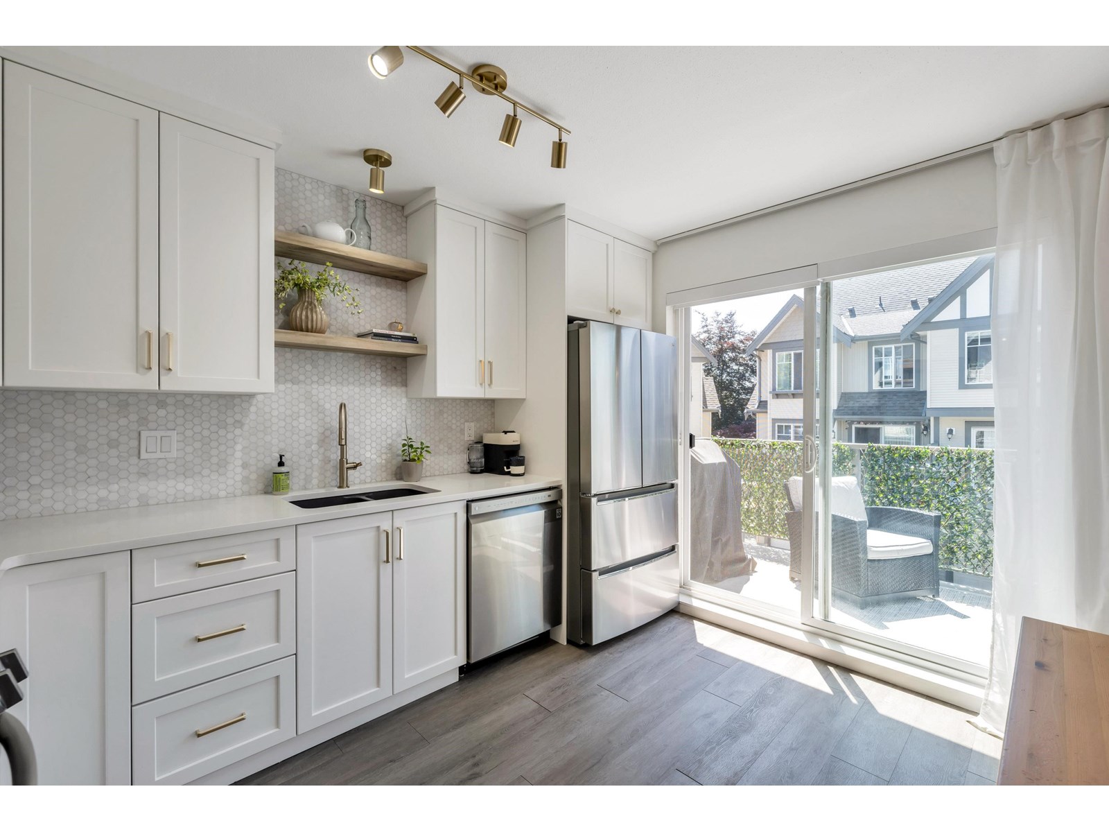 16 20038 70 AVENUE, Langley real estate listing R3013179