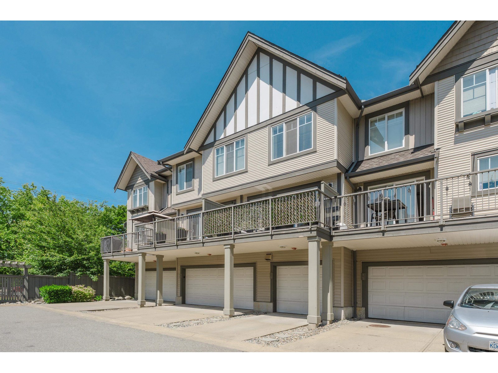 16 20038 70 AVENUE, Langley real estate listing R3013179