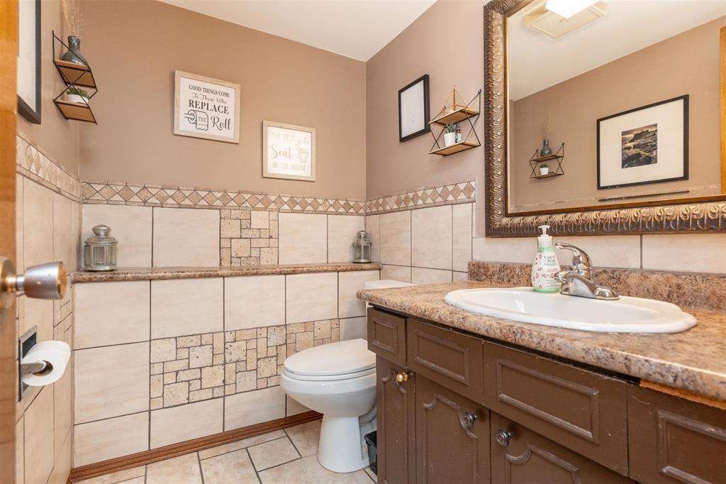 Photo 9 of 556 Greenbrier Avenue, Winnipeg MB