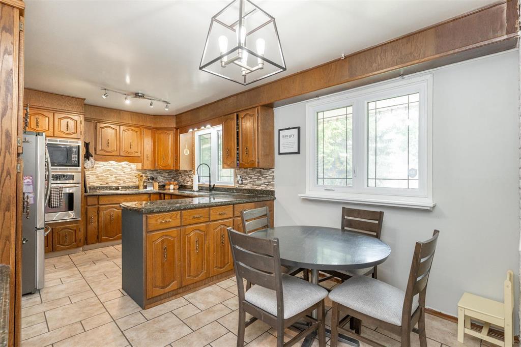Photo 20 of 556 Greenbrier Avenue, Winnipeg MB