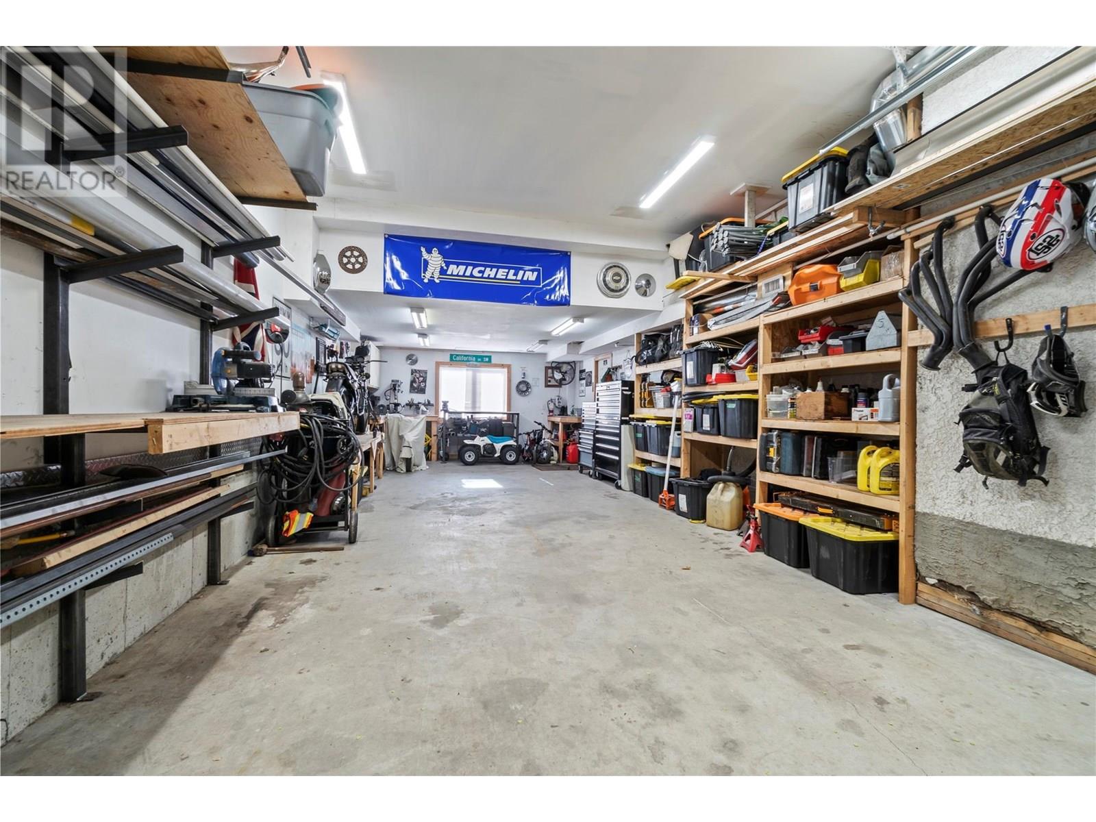  6046 Jackson Crescent, Peachland
