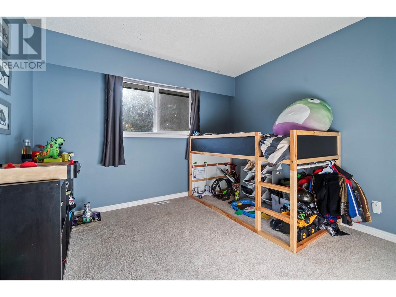  6046 Jackson Crescent, Peachland