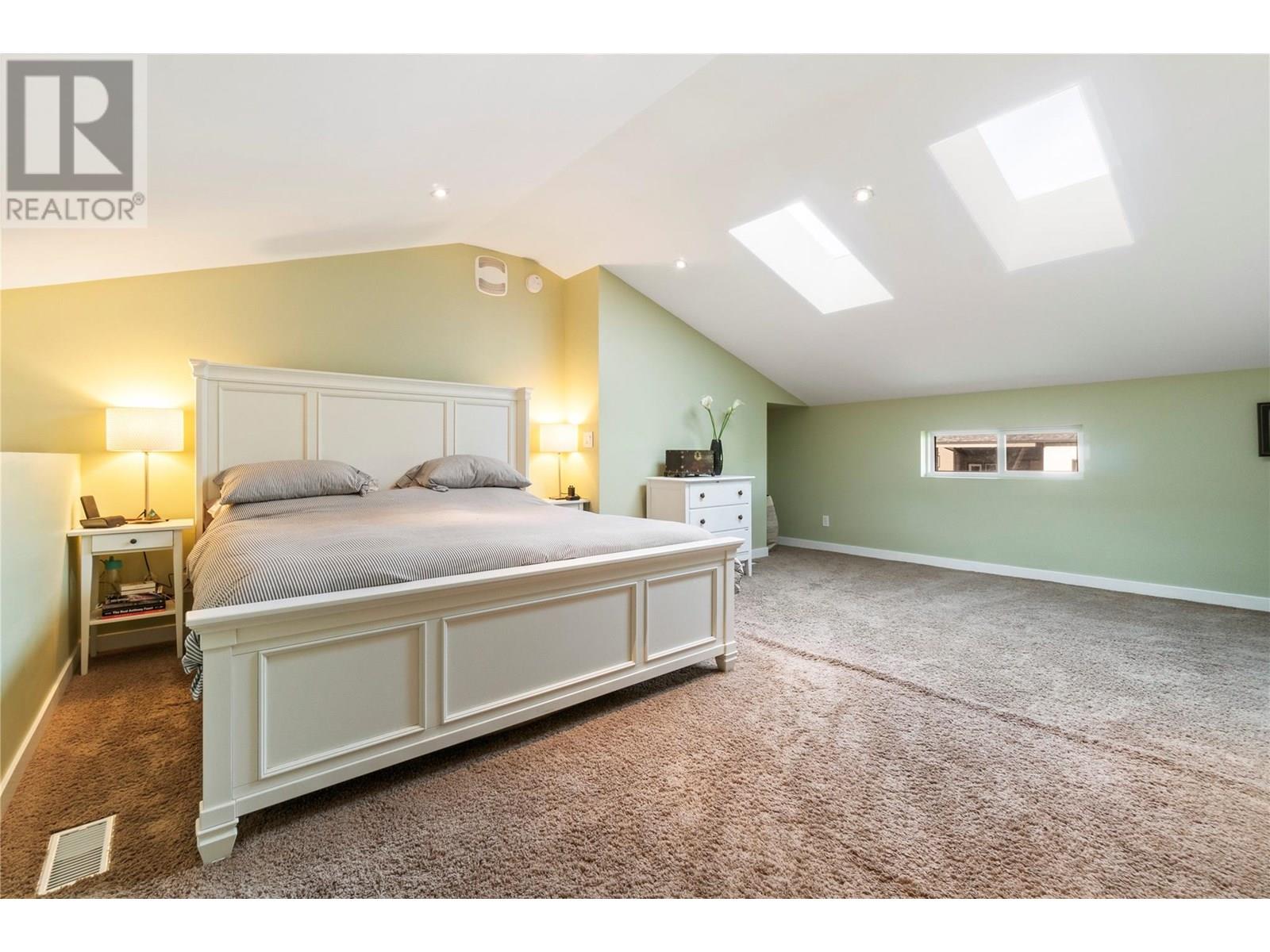  6046 Jackson Crescent, Peachland