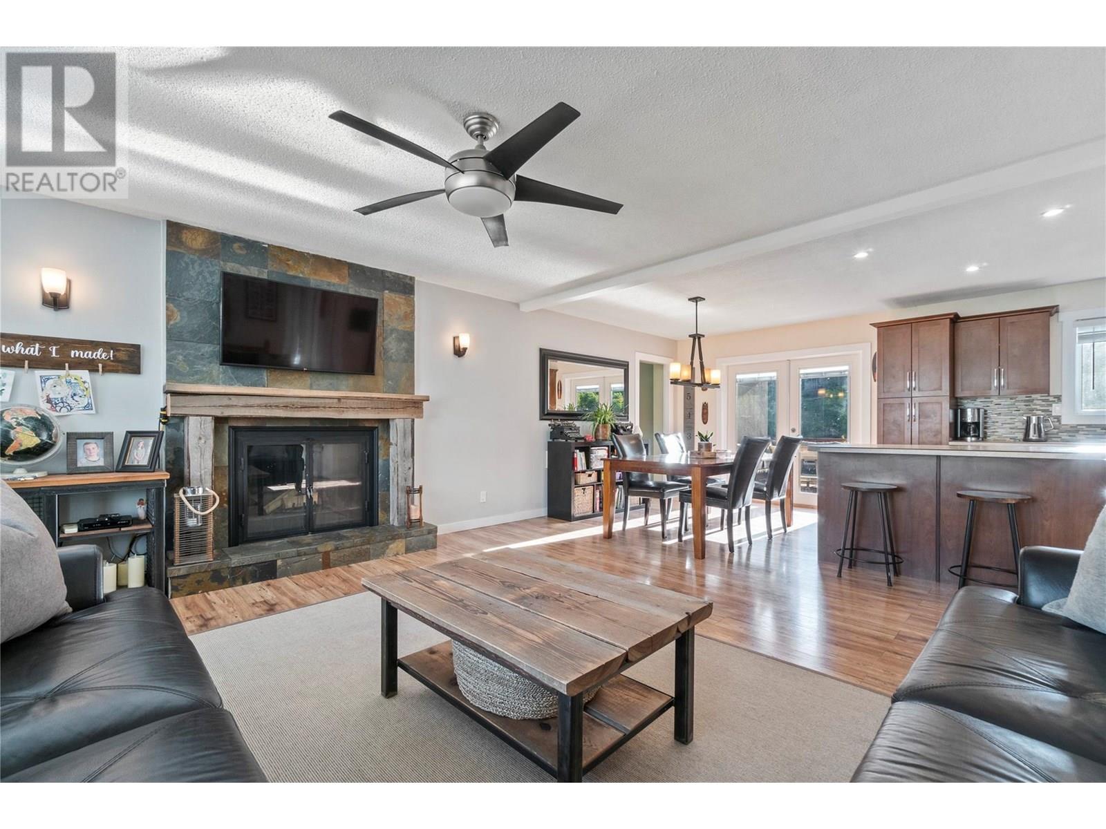  6046 Jackson Crescent, Peachland