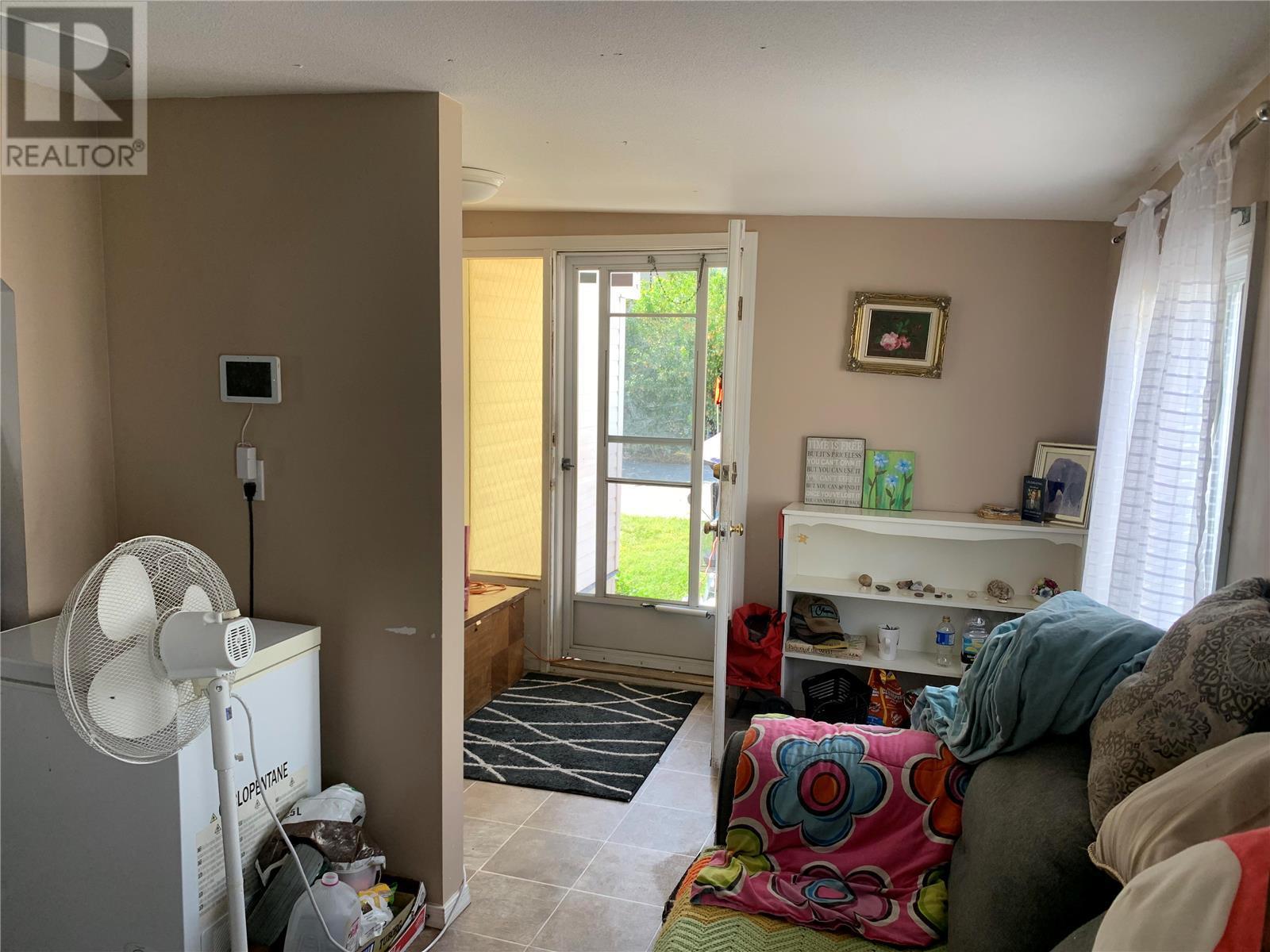 22 31 Highway 3A Other, Keremeos