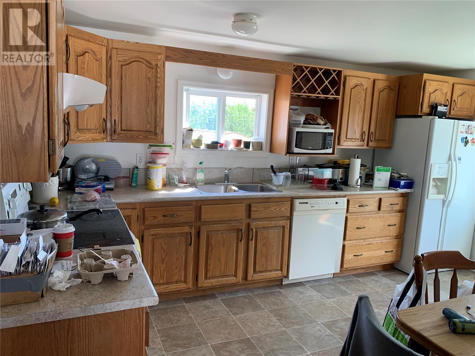 22 31 Highway 3A Other, Keremeos
