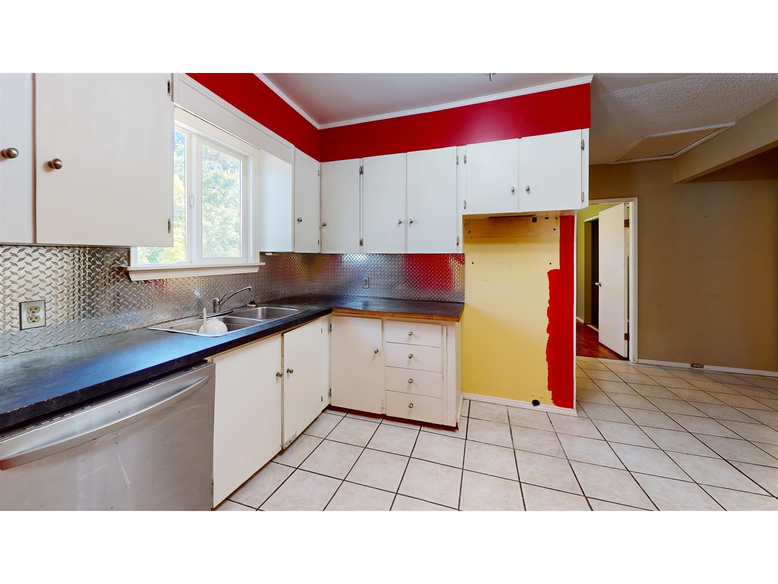 15463 16A AVENUE, Surrey