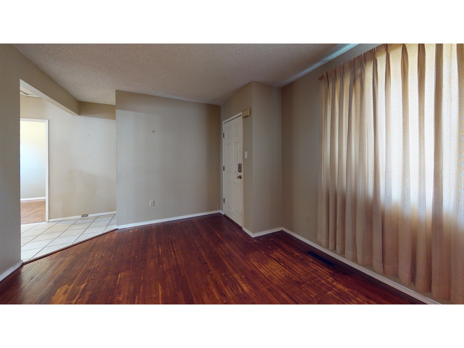 15463 16A AVENUE, Surrey