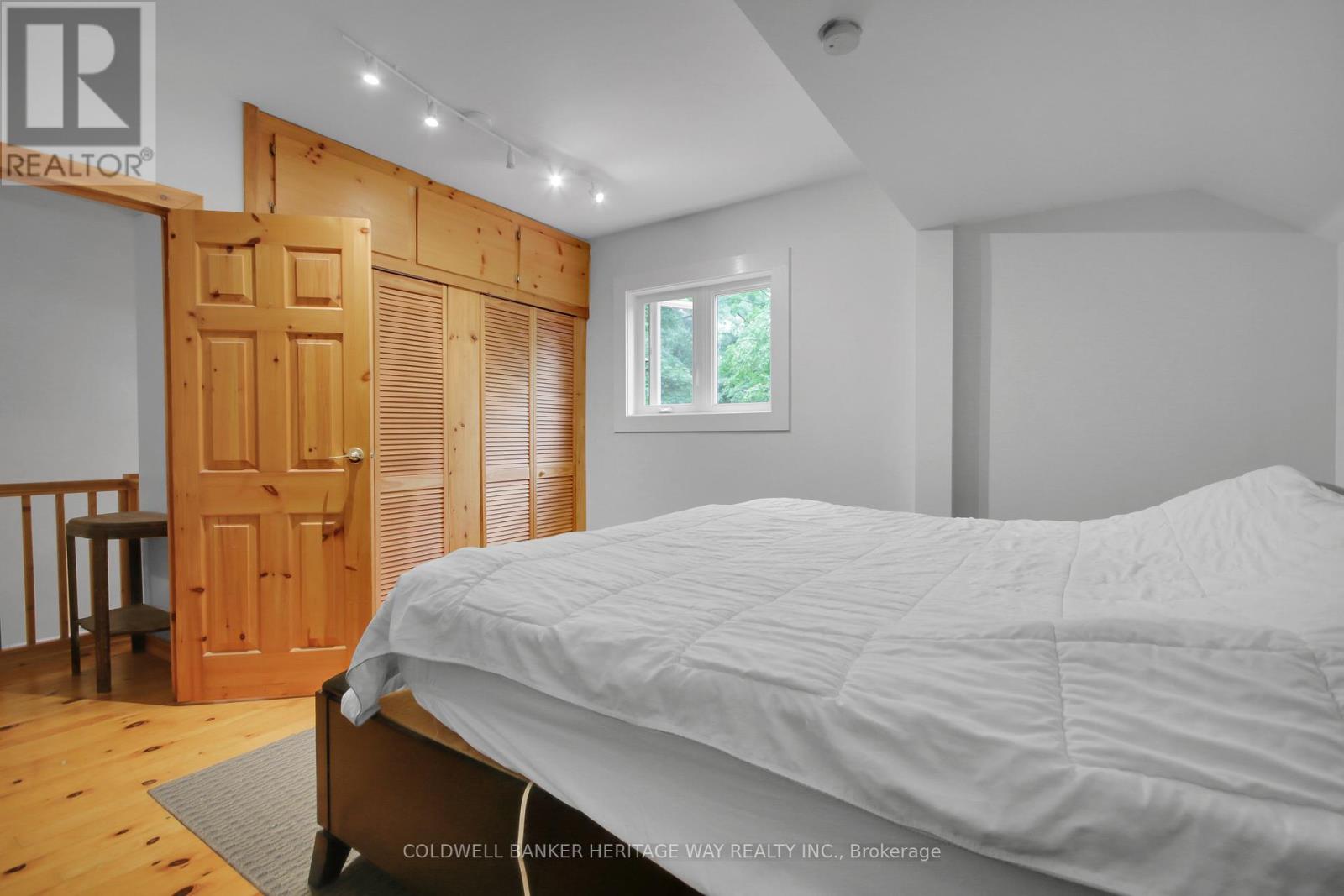 Photo 11 of 828 Ashby Road, Lanark Highlands ON