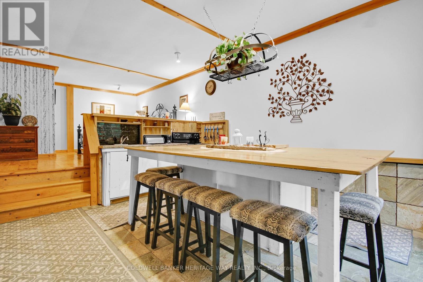 Photo 17 of 828 Ashby Road, Lanark Highlands ON
