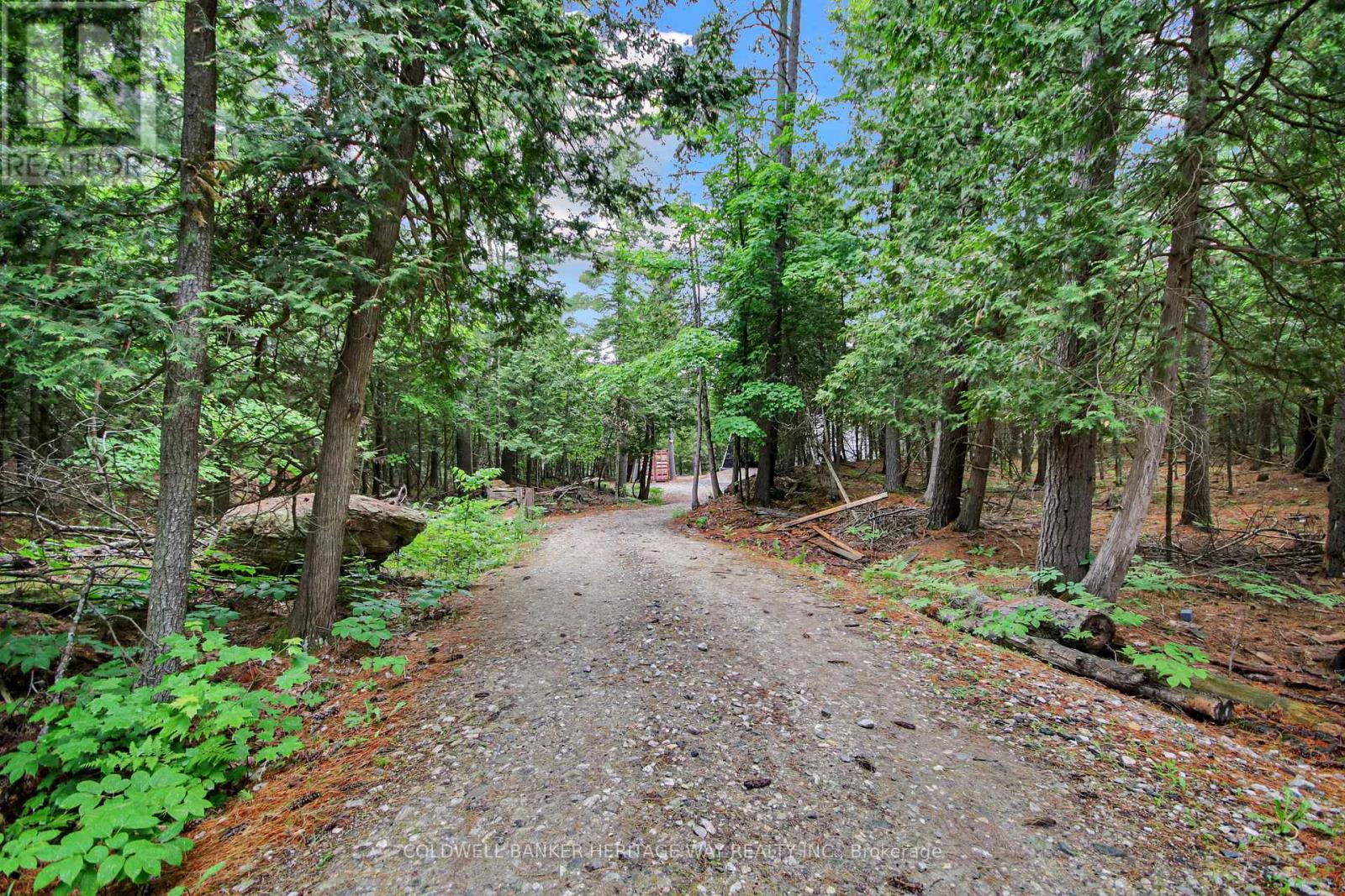 Photo 6 of 828 Ashby Road, Lanark Highlands ON