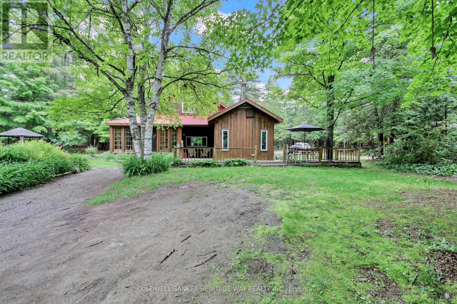 Photo 12 of 828 Ashby Road, Lanark Highlands ON
