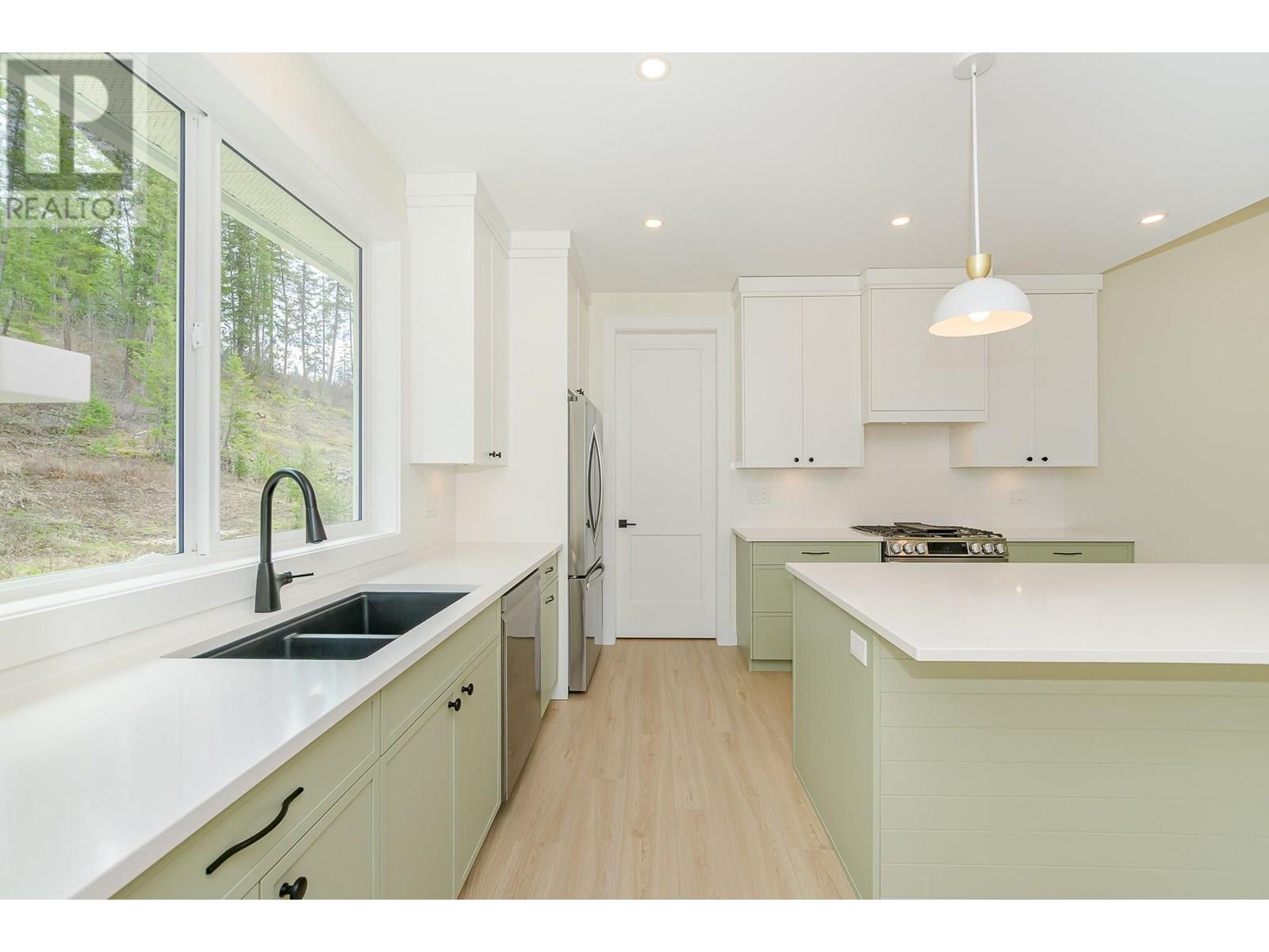 Photo 36 of 2504 Fox Glen Way Lot 11, Blind Bay BC