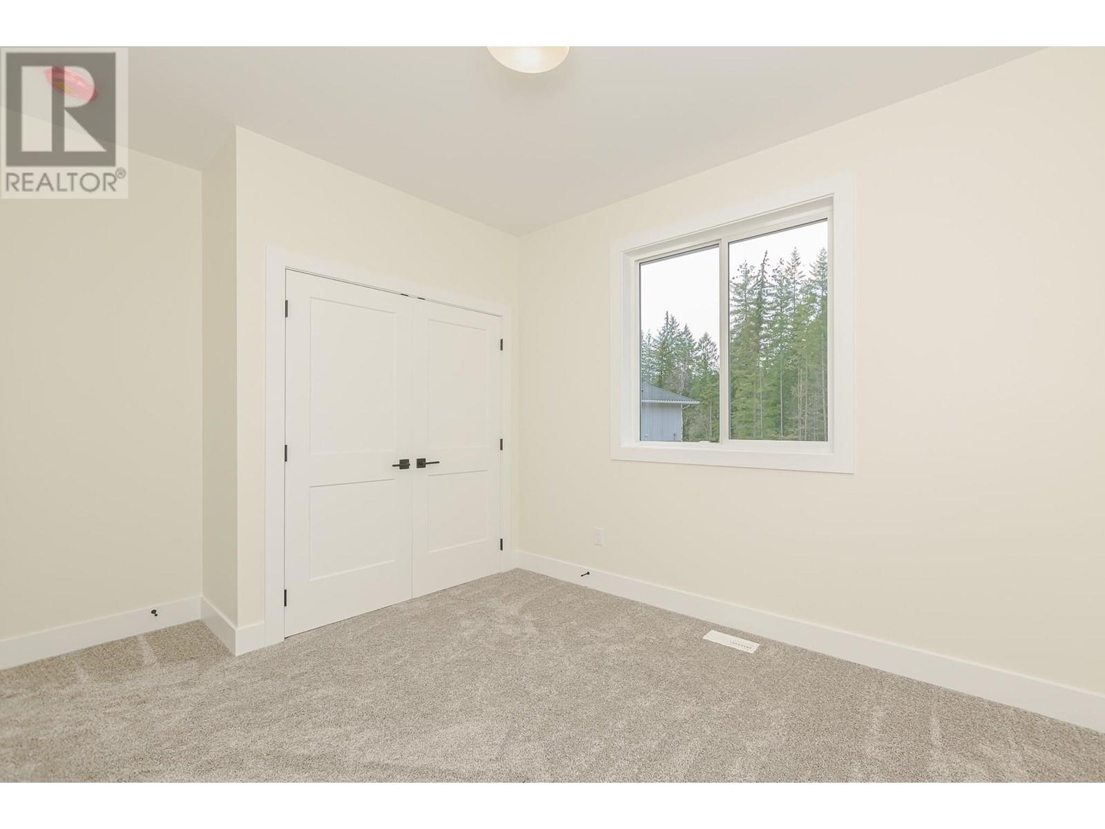 Photo 46 of 2504 Fox Glen Way Lot 11, Blind Bay BC
