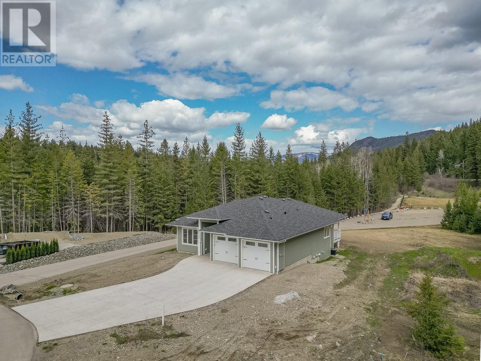 Photo 54 of 2504 Fox Glen Way Lot 11, Blind Bay BC