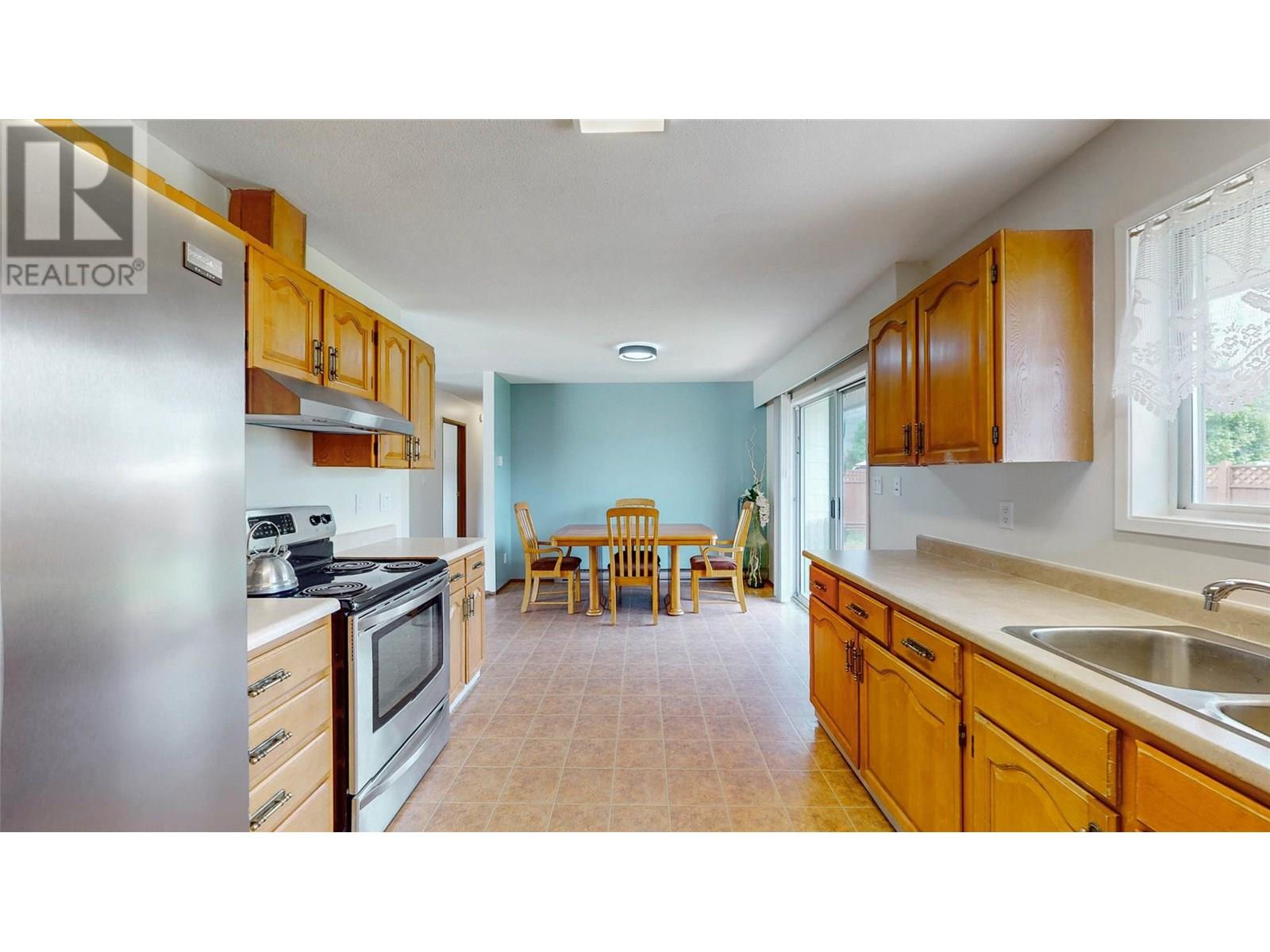 5843 Okanagan Street, Oliver