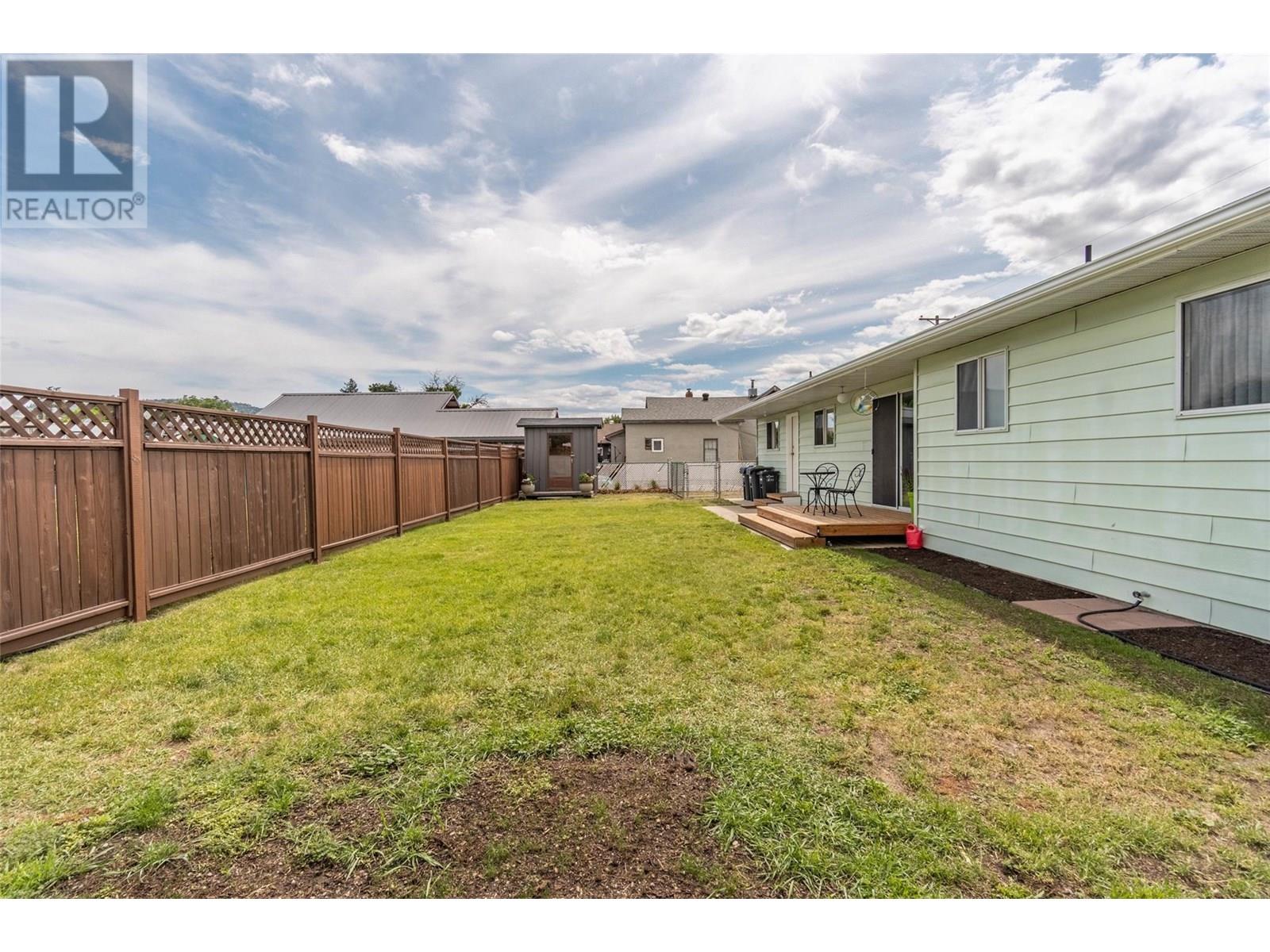 5843 Okanagan Street, Oliver