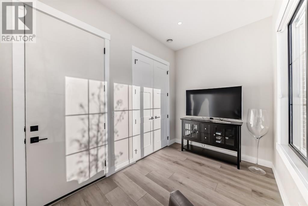 Single Family House for Sale in  Discovery Drive SW Discovery Ridge Calgary 