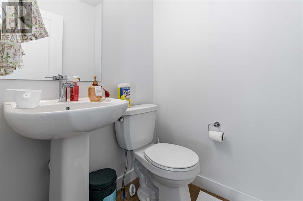 Single Family House for Sale in  th Avenue SE Belvedere Calgary 
