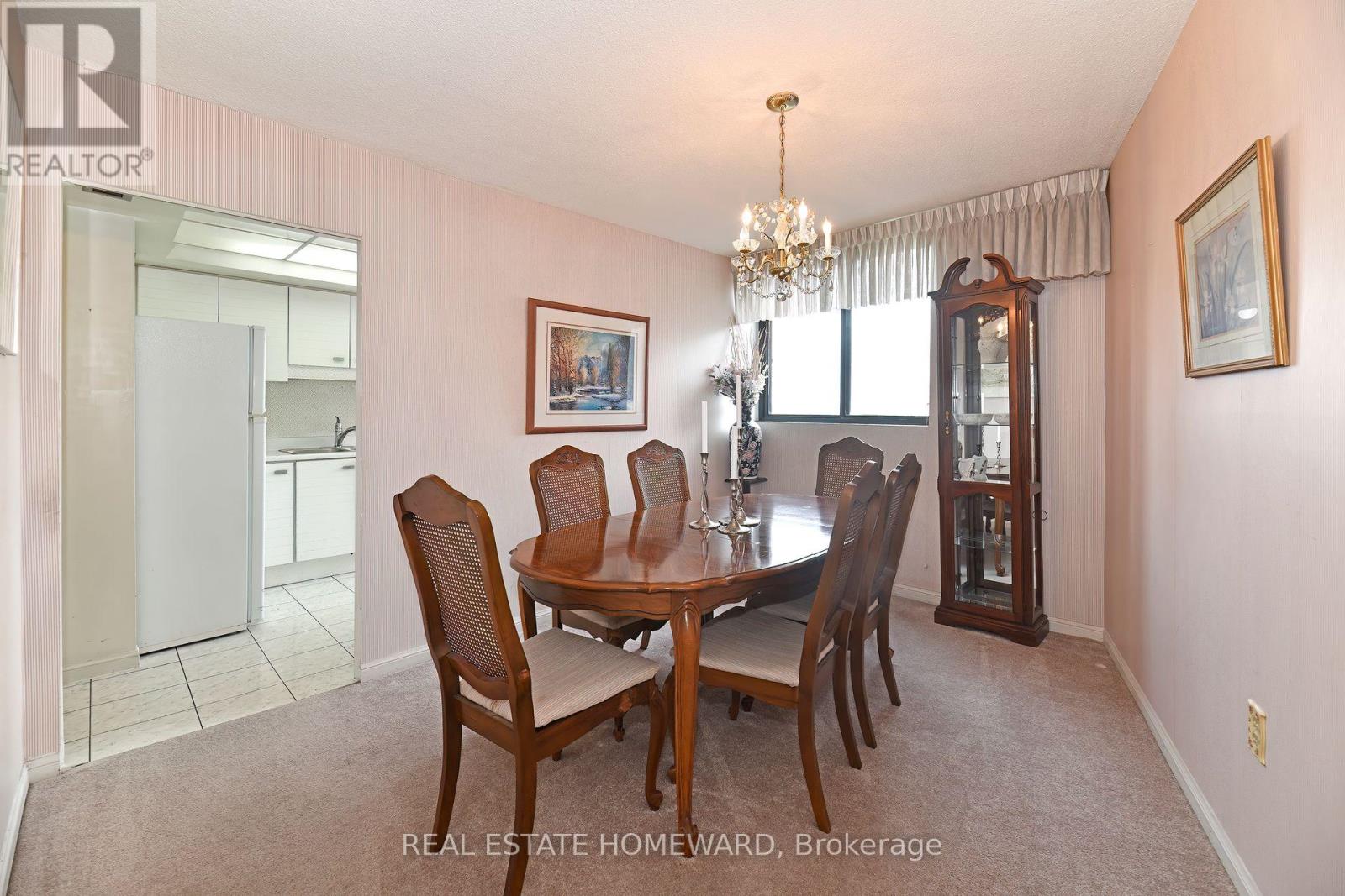 Single Family House for Sale in    VICTORIA PK AVENUE Toronto (Oakridge) 