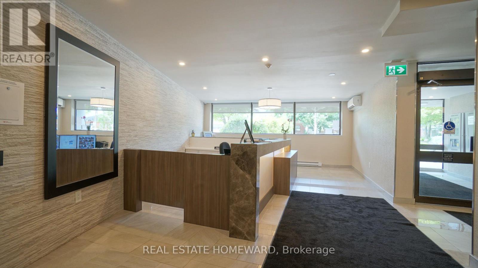 Single Family House for Sale in    VICTORIA PK AVENUE Toronto (Oakridge) 