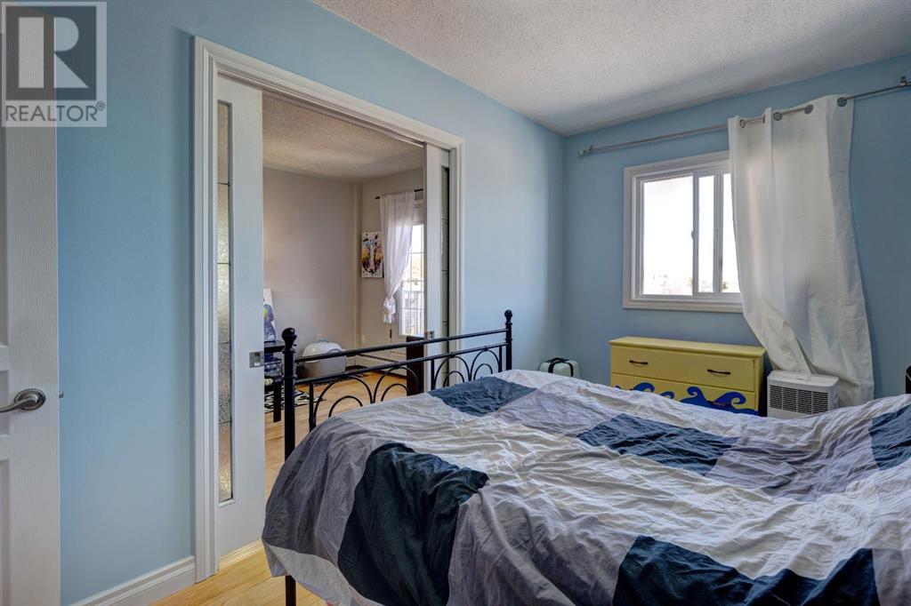 Single Family House for Sale in    Avenue SW Bankview Calgary 