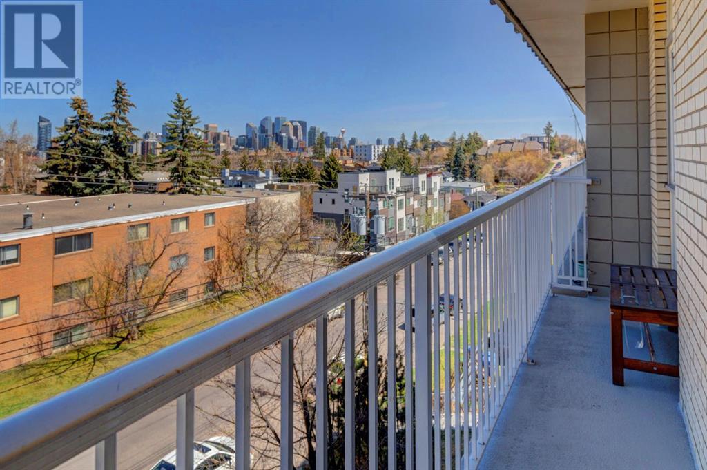 Single Family House for Sale in    Avenue SW Bankview Calgary 