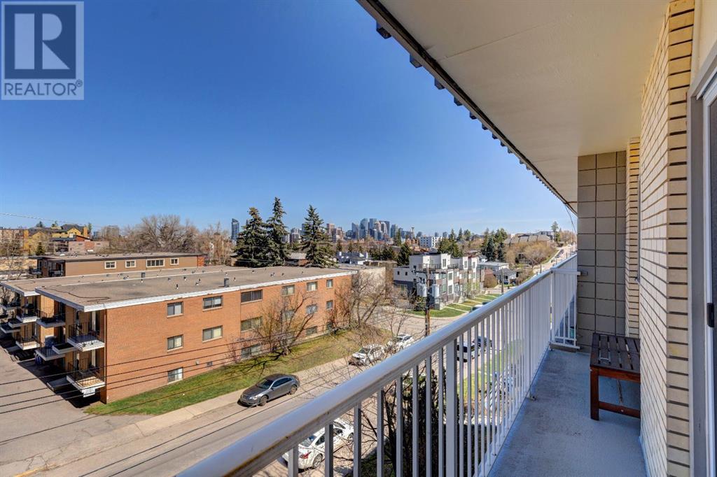 Single Family House for Sale in    Avenue SW Bankview Calgary 