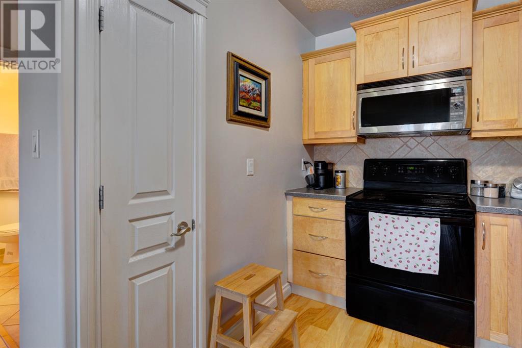Single Family House for Sale in    Avenue SW Bankview Calgary 