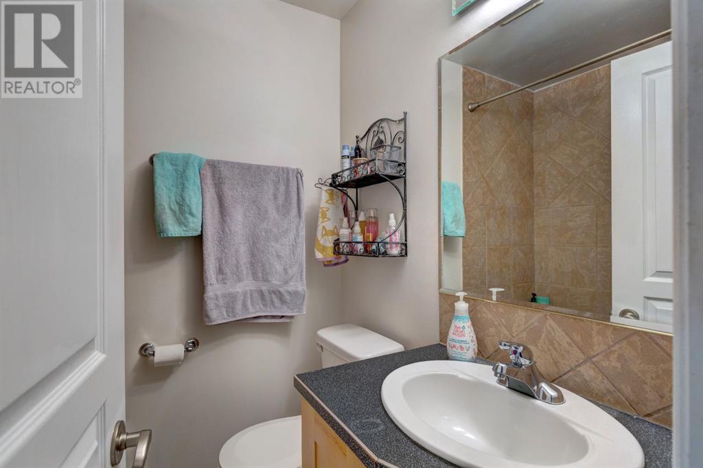 Single Family House for Sale in    Avenue SW Bankview Calgary 