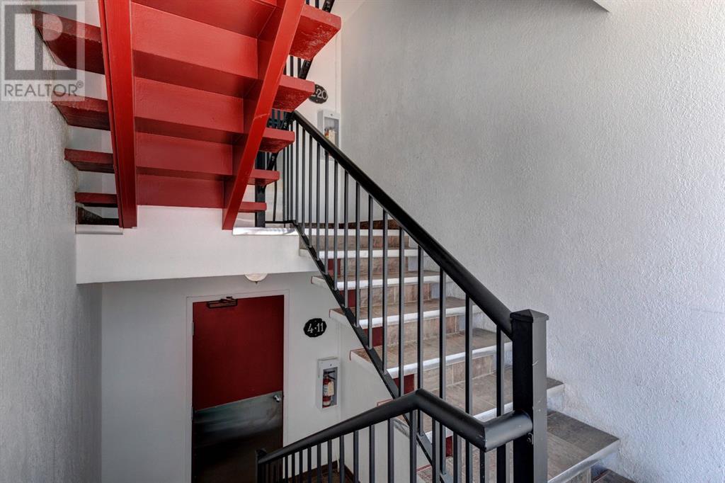Single Family House for Sale in    Avenue SW Bankview Calgary 