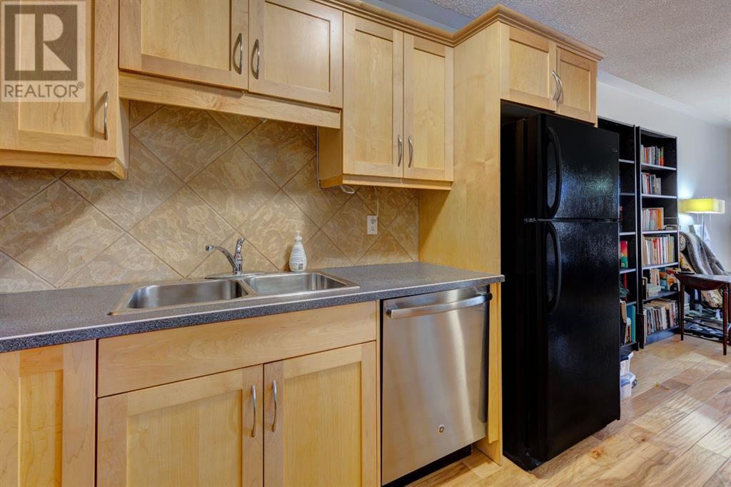 Single Family House for Sale in    Avenue SW Bankview Calgary 