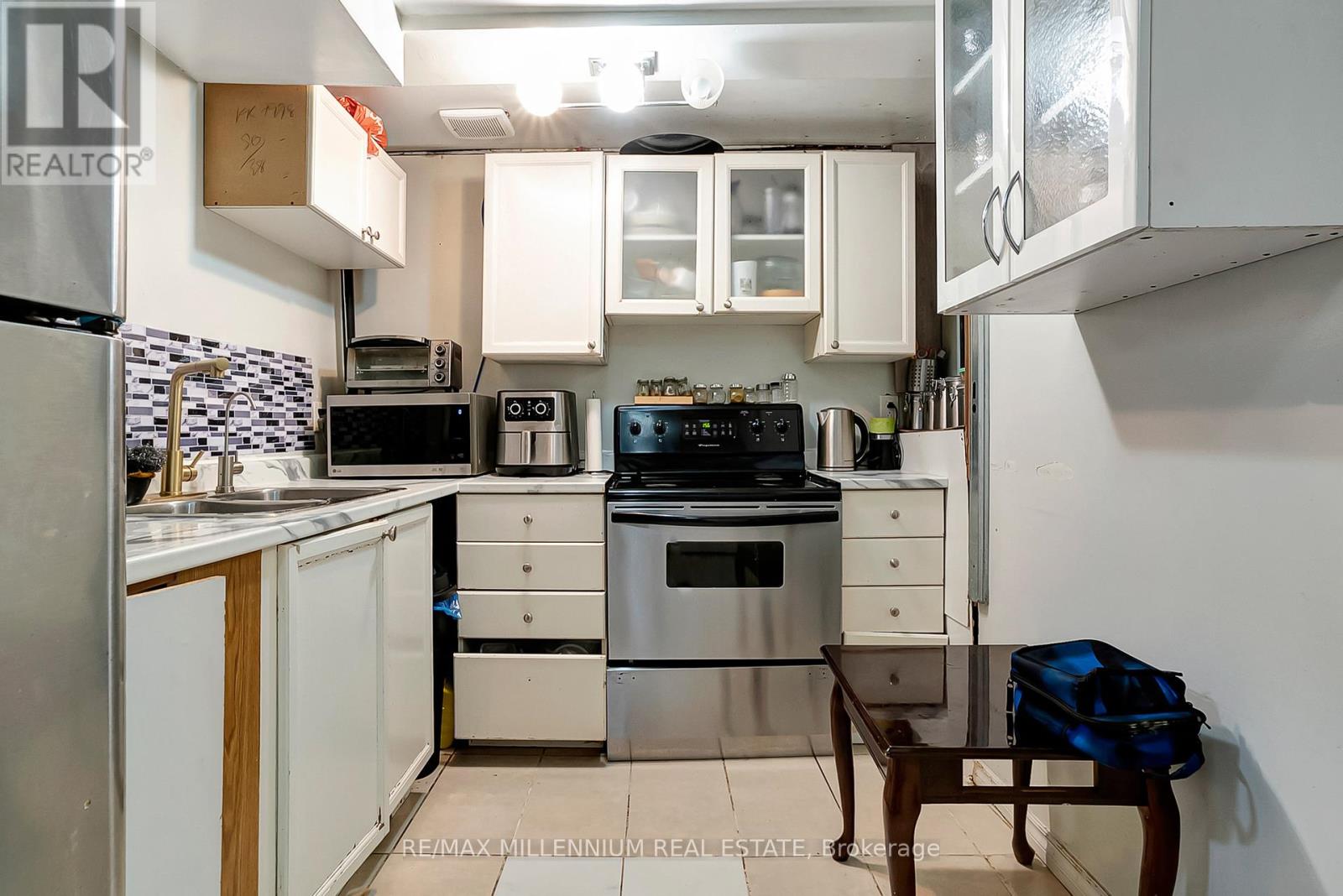 Photo 20 of 286 Driftwood Drive, Kitchener ON