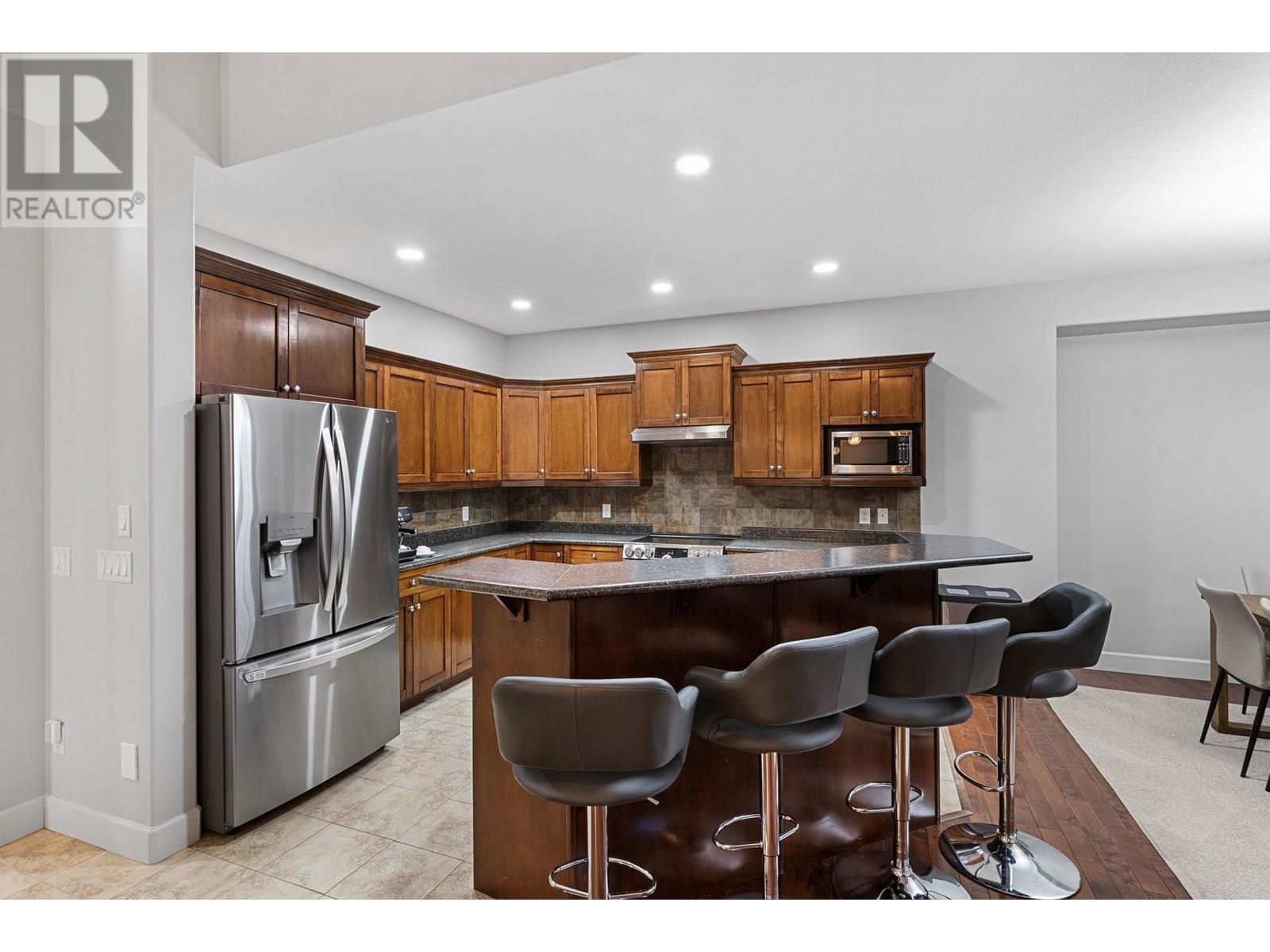  2038 Cornerstone Drive, West Kelowna