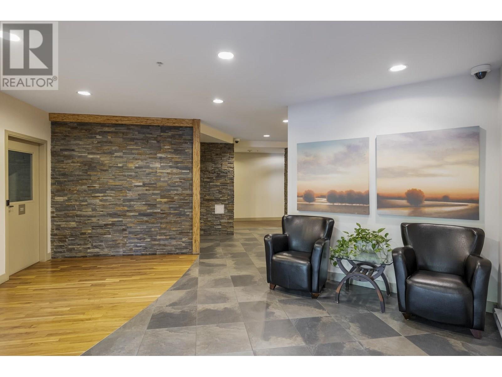 404 11950 HARRIS ROAD, Pitt Meadows real estate listing R3013594