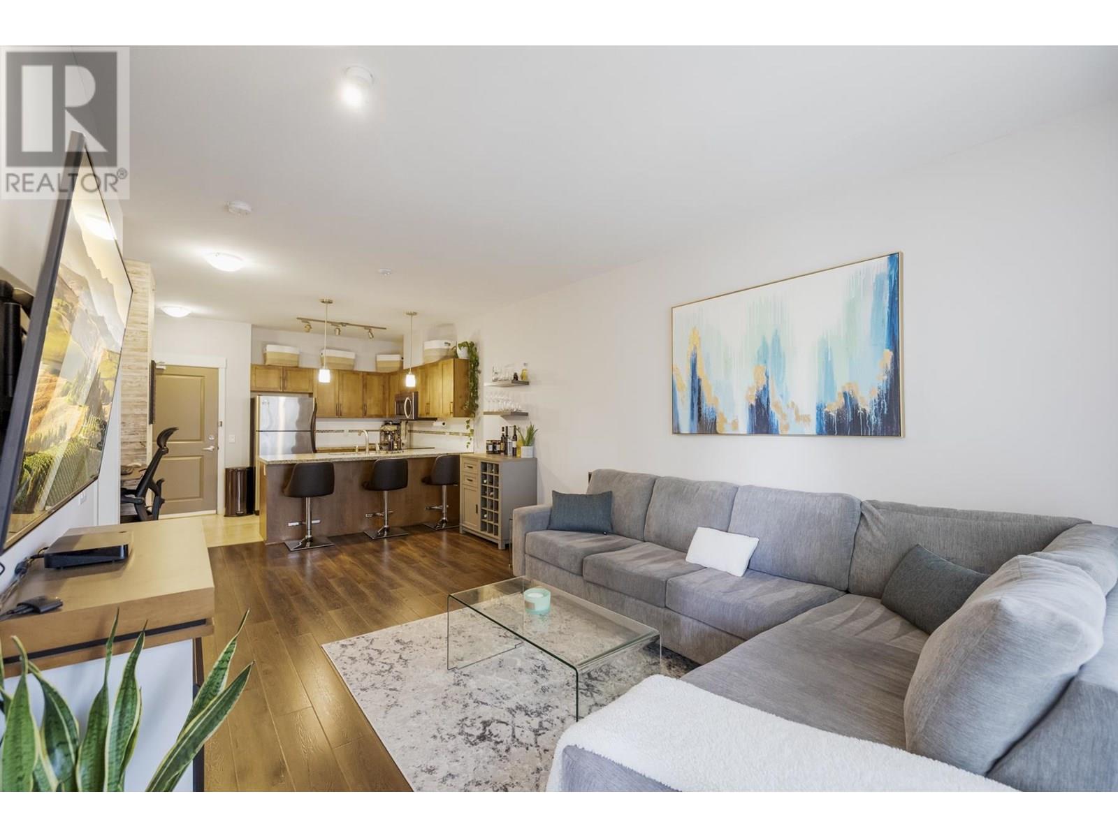 404 11950 HARRIS ROAD, Pitt Meadows real estate listing R3013594