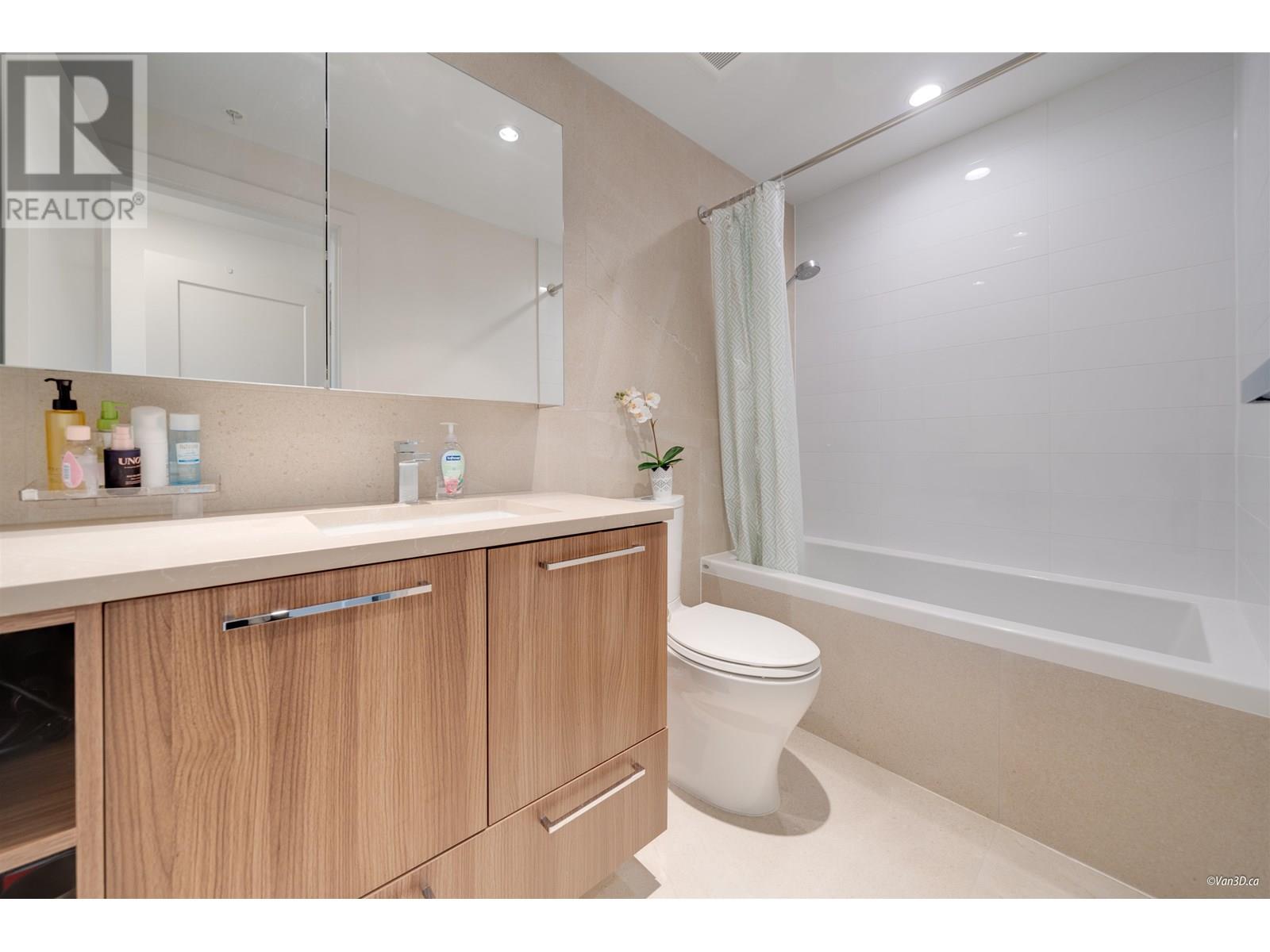 #1009-8160 MCMYN Way, Richmond