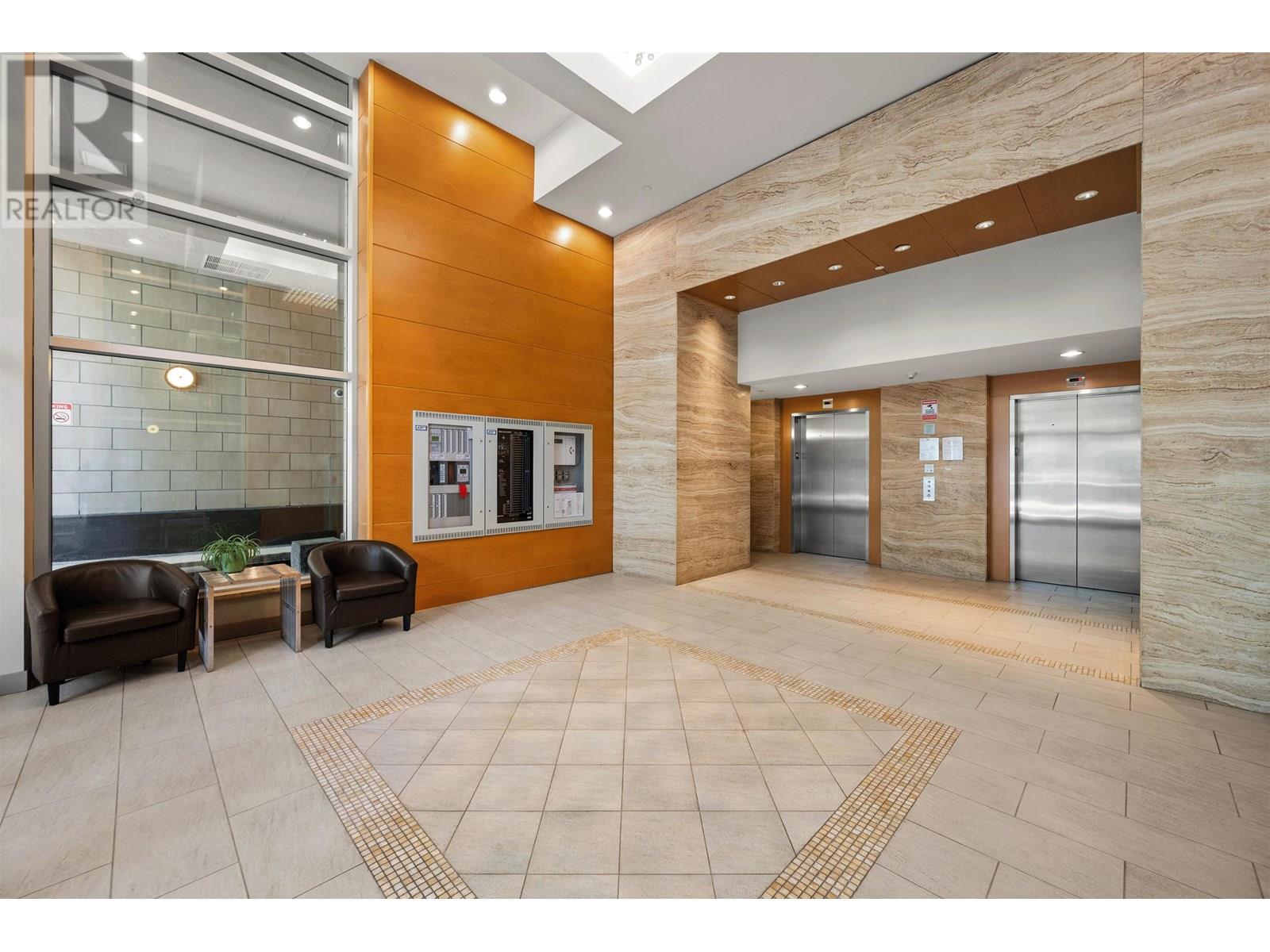Photo 11 of 501 2968 Glen Drive, Coquitlam BC