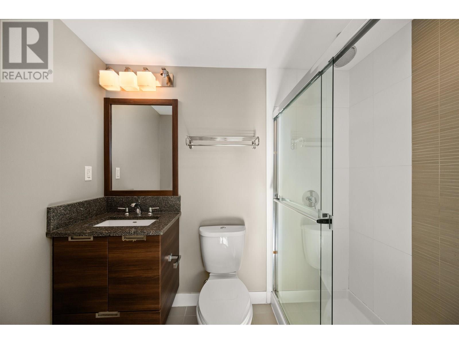 Photo 7 of 501 2968 Glen Drive, Coquitlam BC