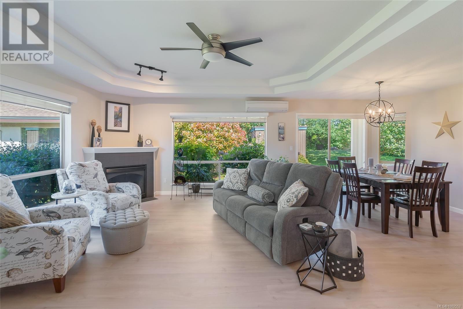 Photo 3 of 18 310 Pym St N, Parksville BC